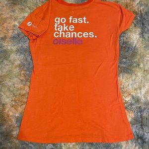 Oiselle Go Fast, Take Chances slogan Tee.